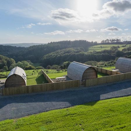 Rivendell Farm By Wigwam Holidays Кармартен Экстерьер фото